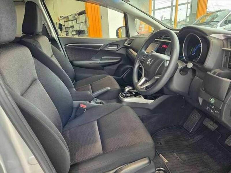 FIT HYBRID
