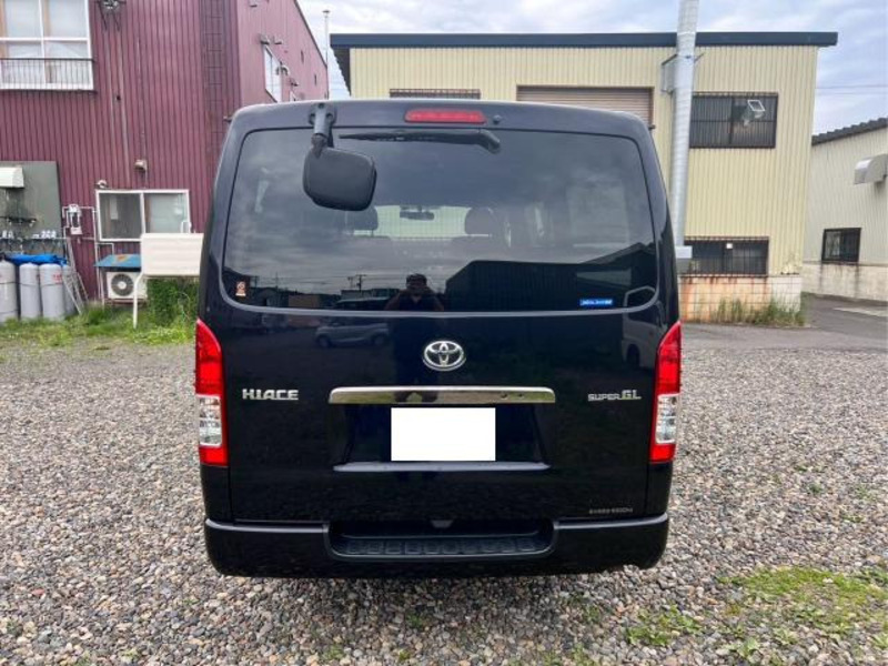 HIACE VAN