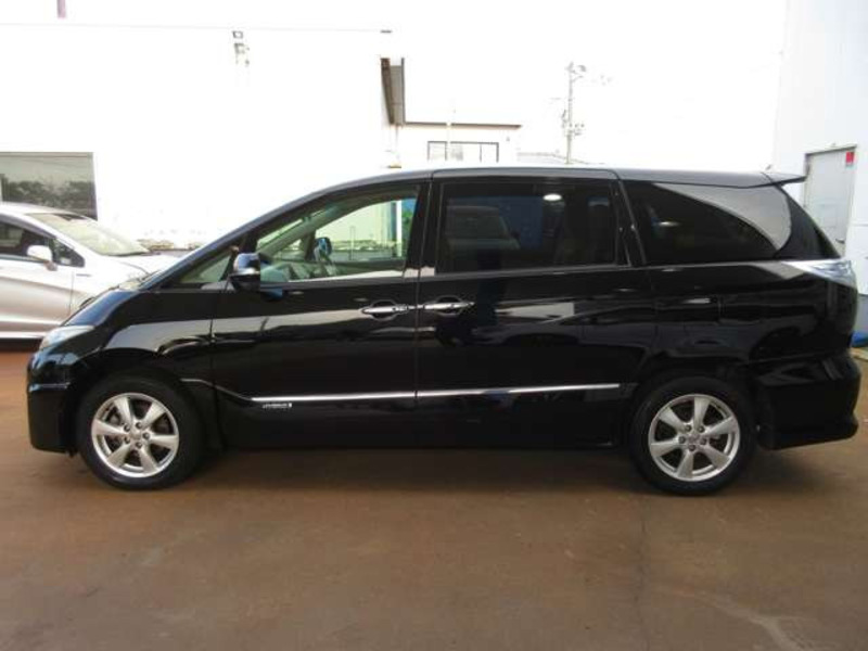 ESTIMA HYBRID