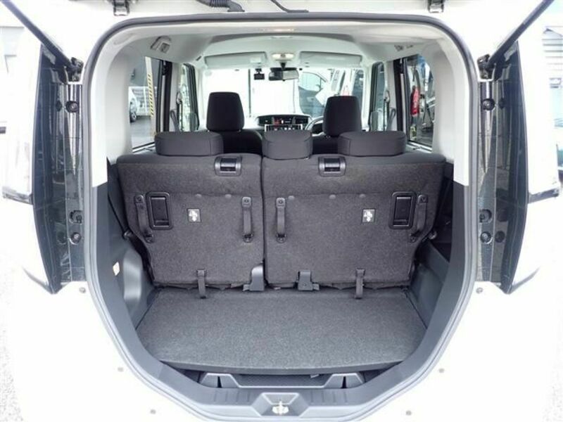 ROOMY