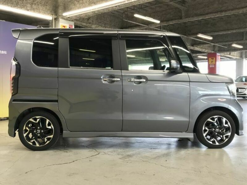 N BOX CUSTOM