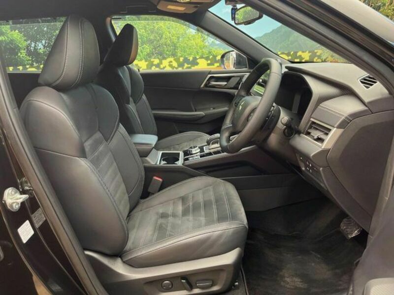 OUTLANDER PHEV