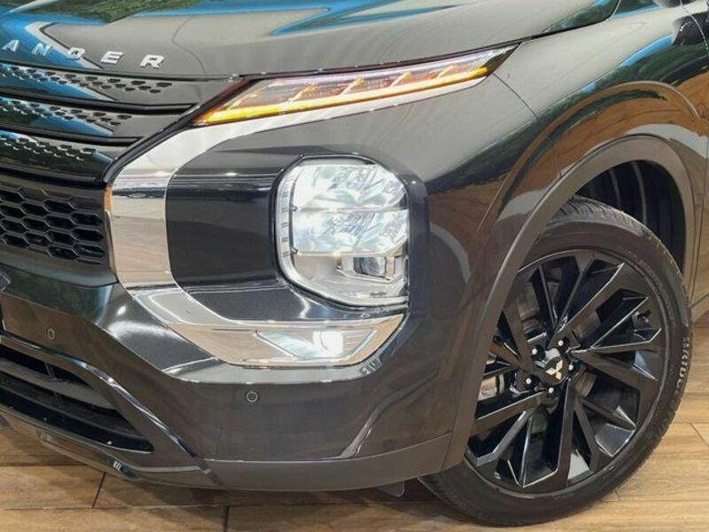 OUTLANDER PHEV