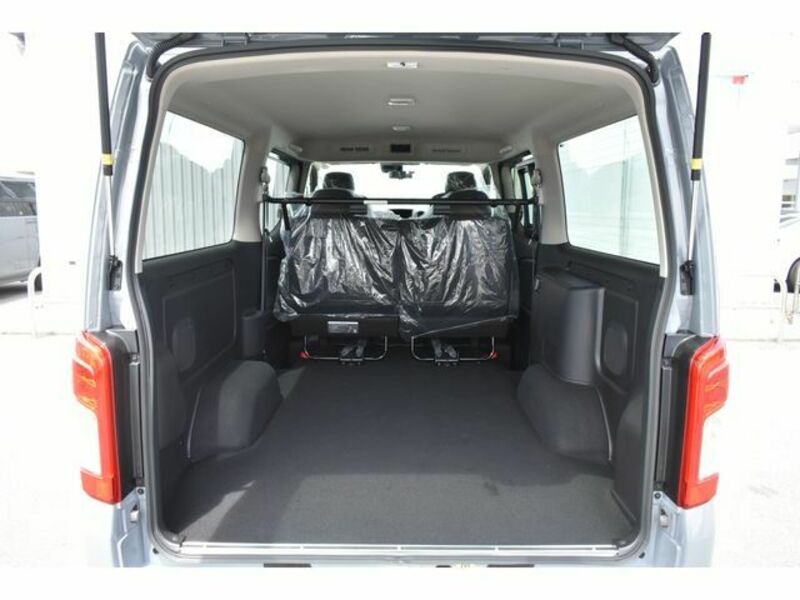 NV350 CARAVAN