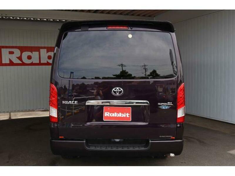 HIACE VAN