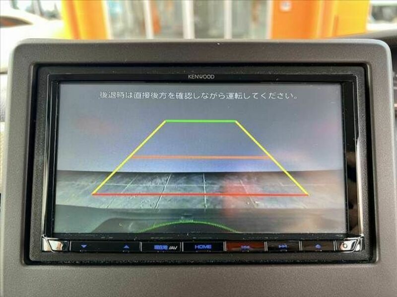 N BOX