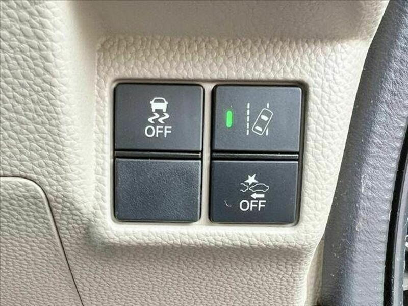N BOX
