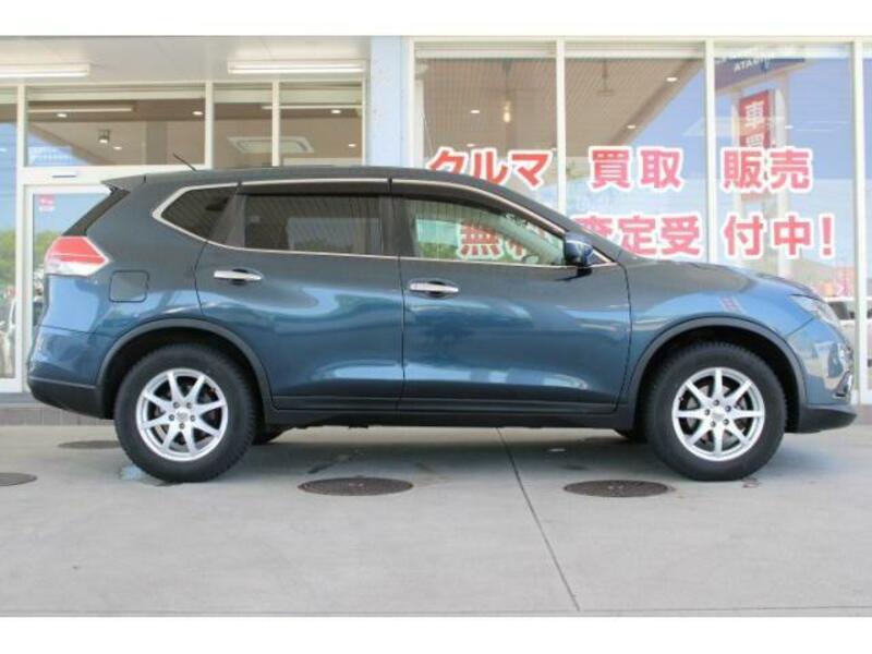 X-TRAIL