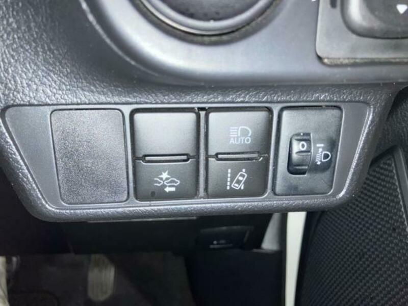 COROLLA FIELDER-6