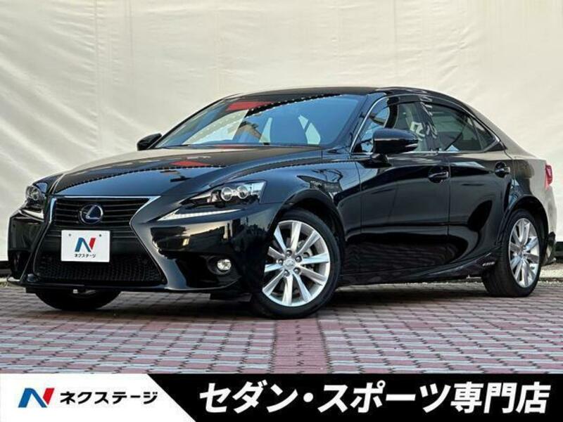LEXUS IS