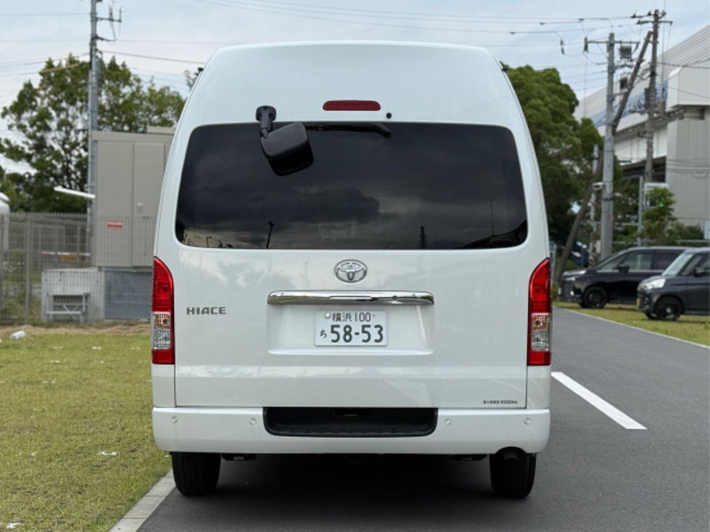 HIACE VAN