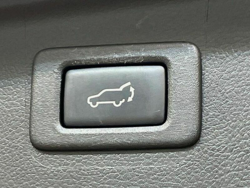 LEGACY OUTBACK-6