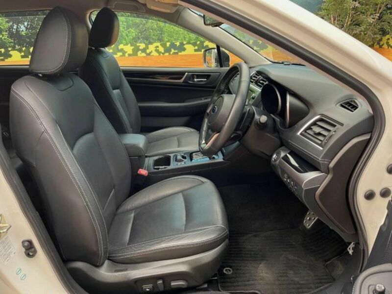 LEGACY OUTBACK-8