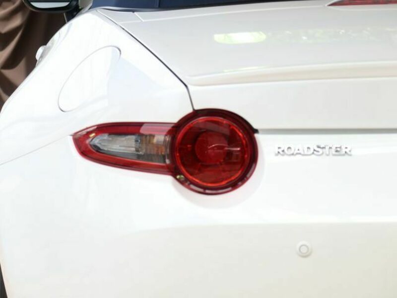 ROADSTER