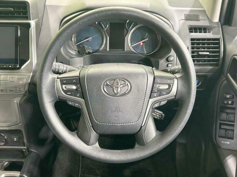 LAND CRUISER PRADO-11