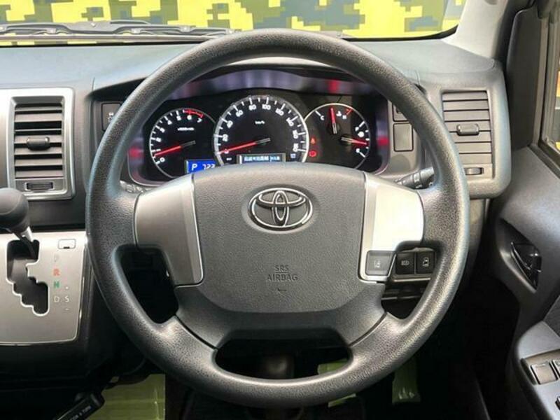 HIACE VAN-10