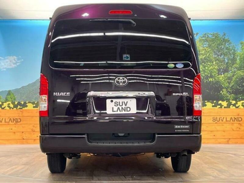 HIACE VAN-14