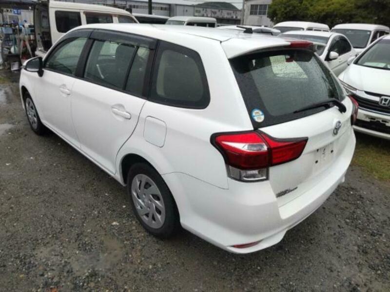 COROLLA FIELDER