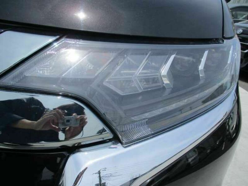 OUTLANDER PHEV
