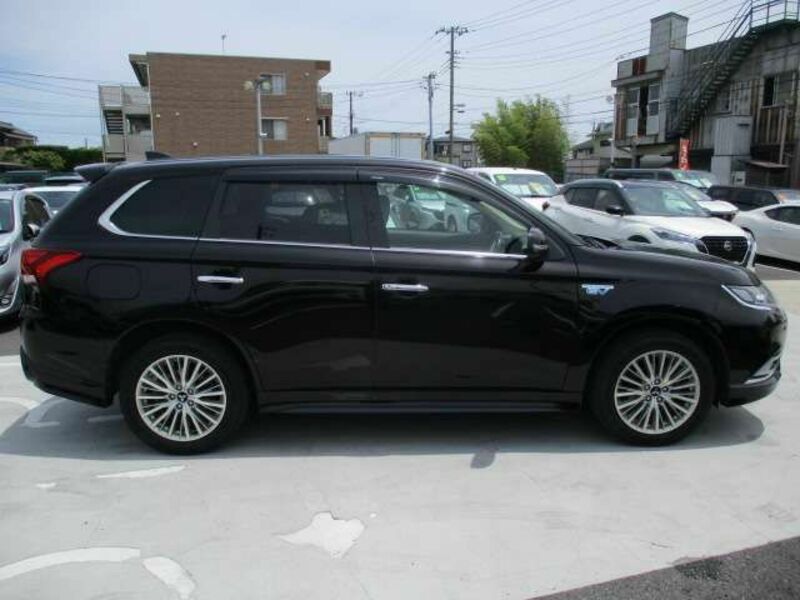 OUTLANDER PHEV