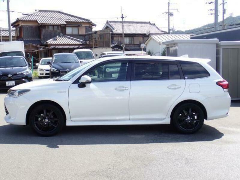 COROLLA FIELDER