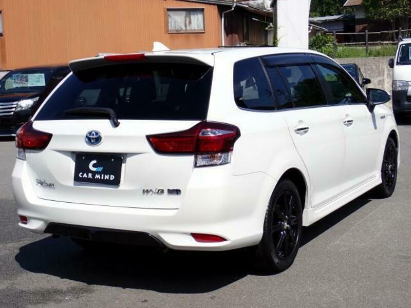 COROLLA FIELDER