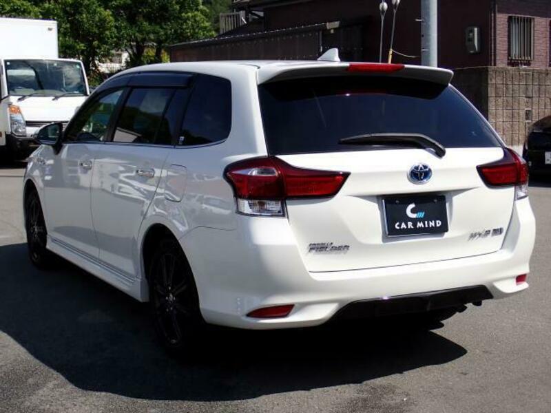 COROLLA FIELDER