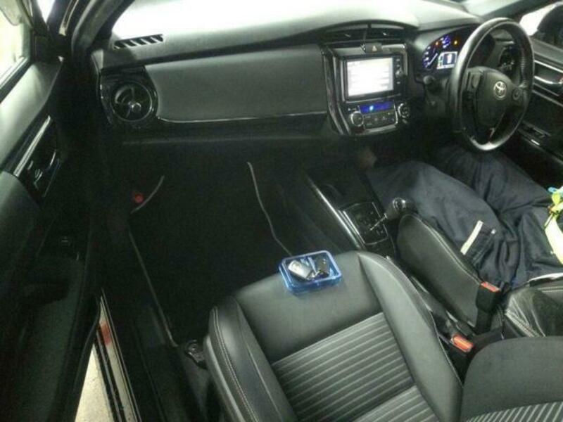 COROLLA FIELDER