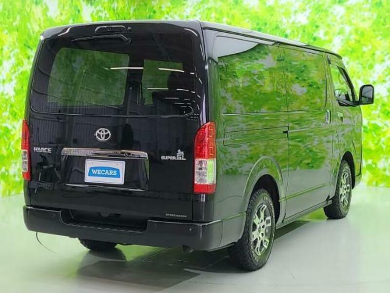 HIACE VAN