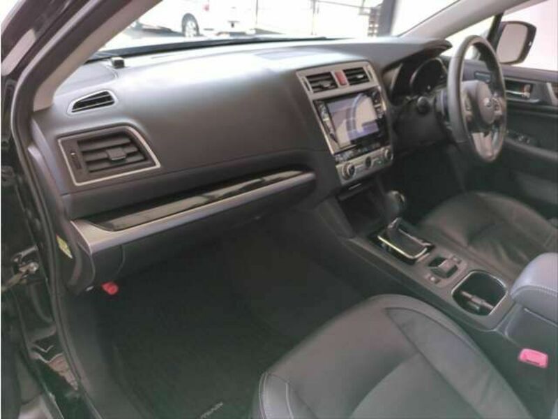 LEGACY OUTBACK-7
