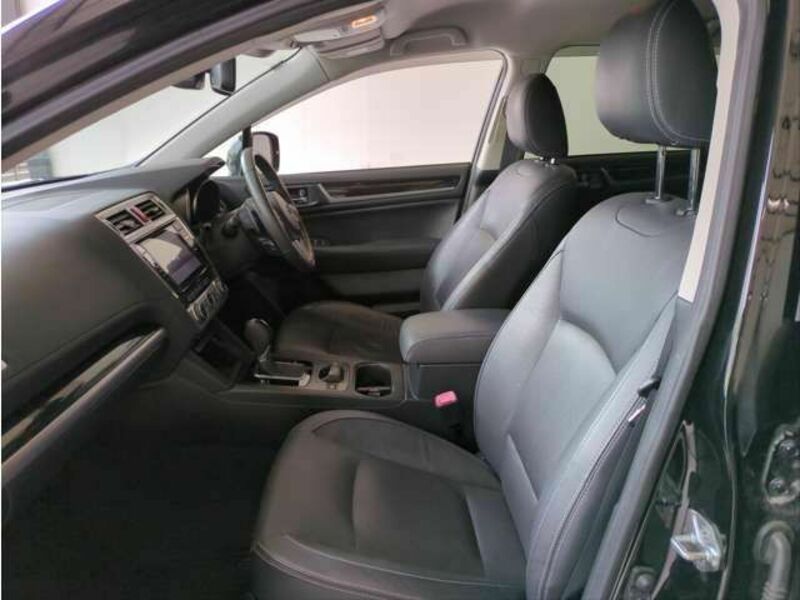 LEGACY OUTBACK-8
