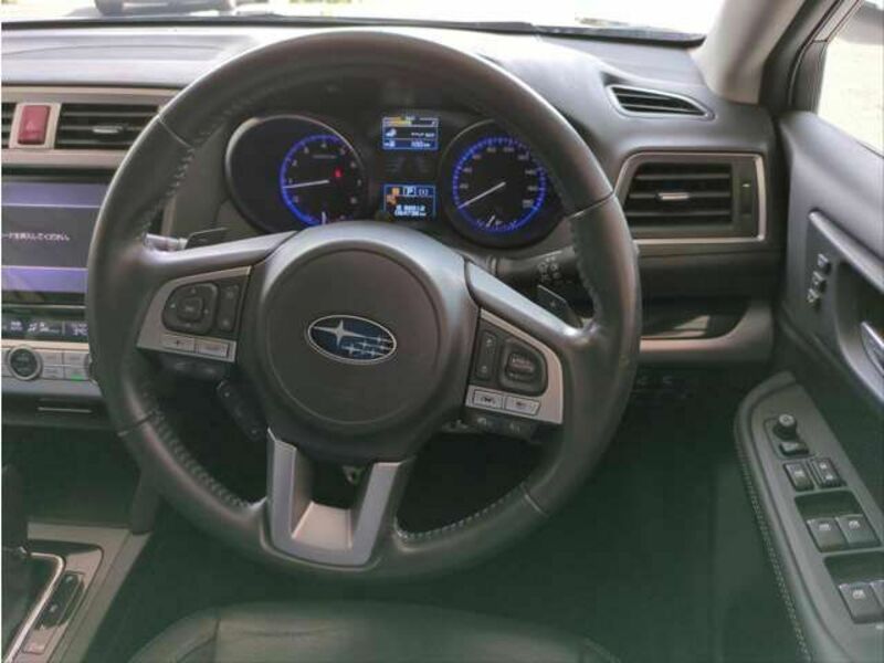 LEGACY OUTBACK-12