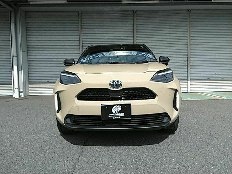 YARIS CROSS