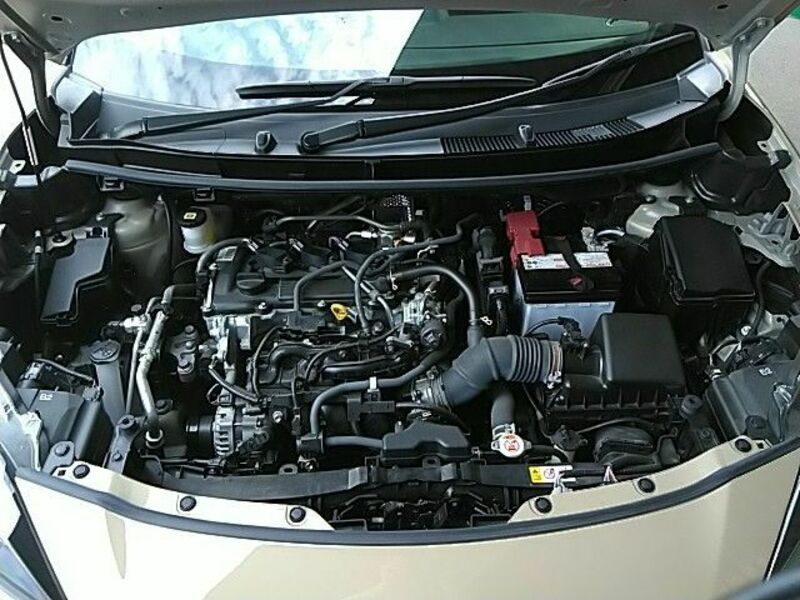 YARIS CROSS