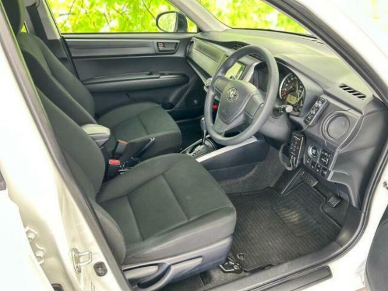 COROLLA FIELDER