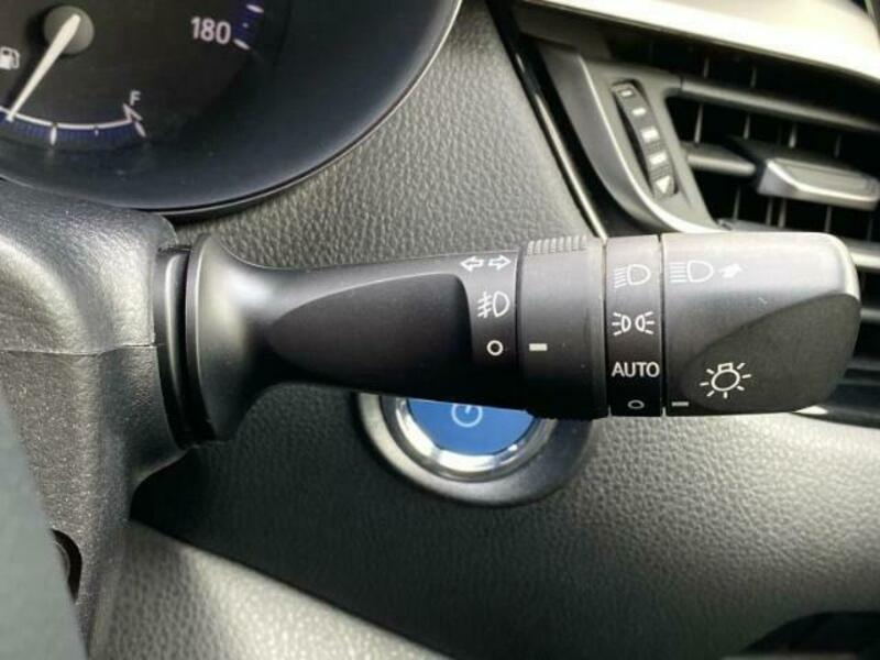 C-HR-15