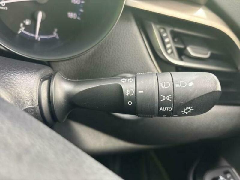 C-HR-15