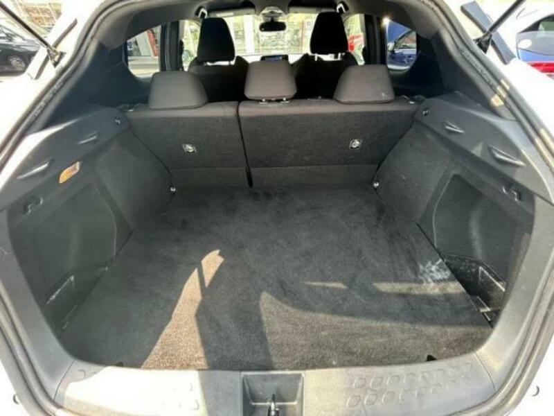 C-HR-6