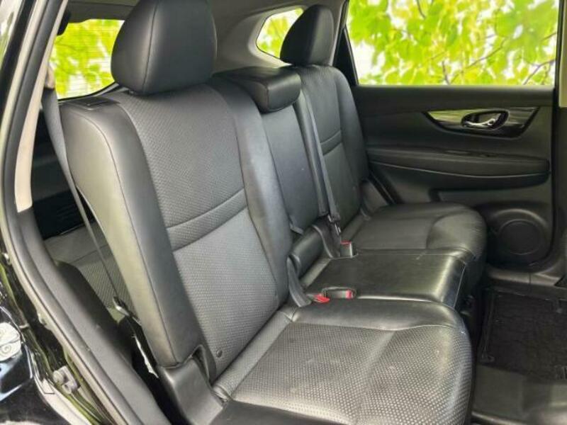 X-TRAIL-4