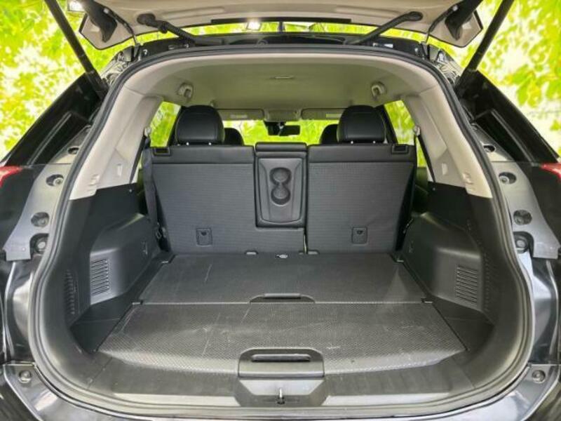 X-TRAIL-7