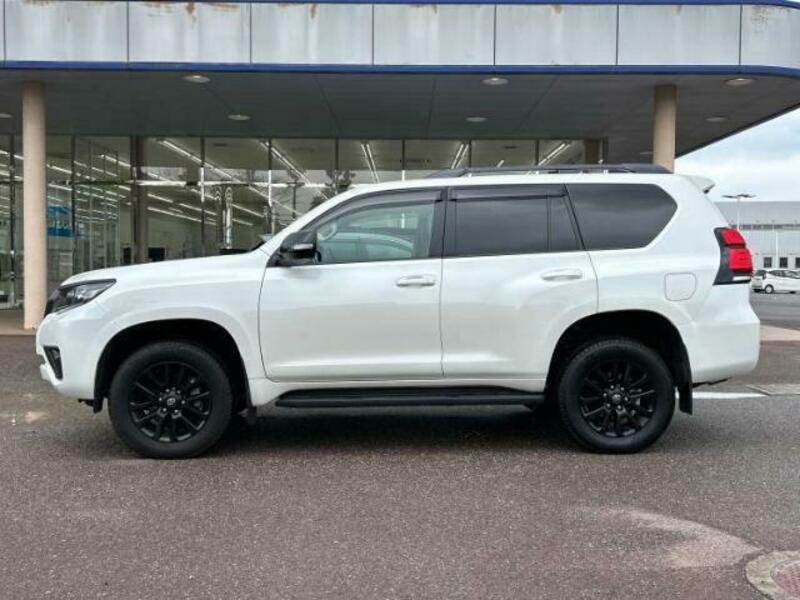 LAND CRUISER PRADO-1