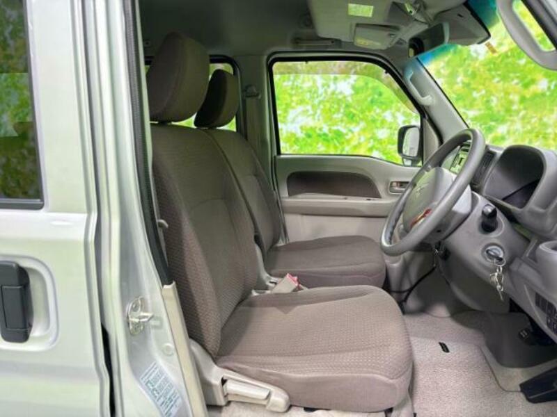 MINICAB VAN
