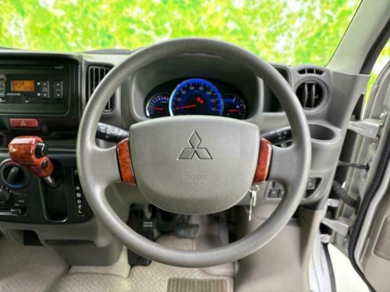 MINICAB VAN