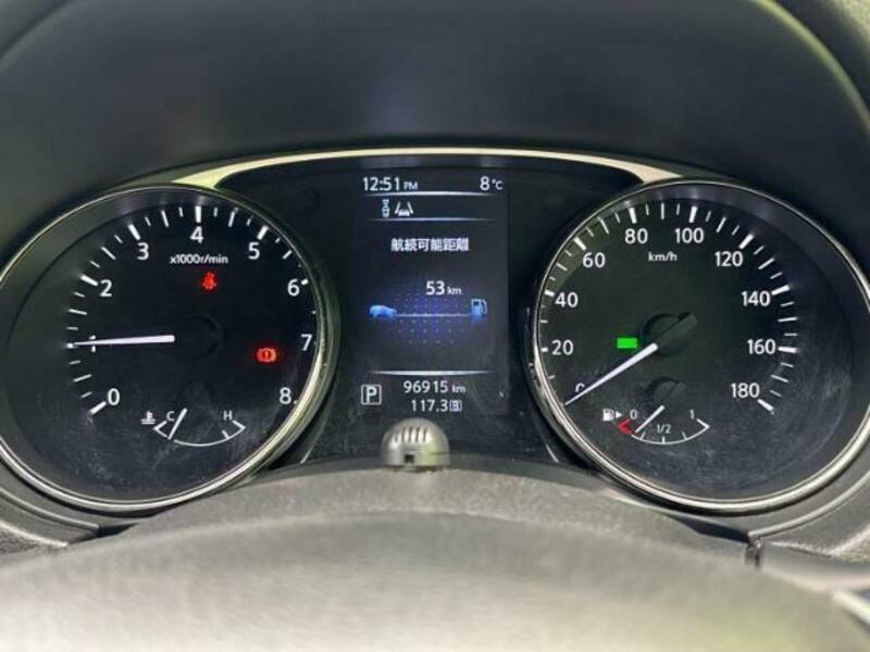 X-TRAIL