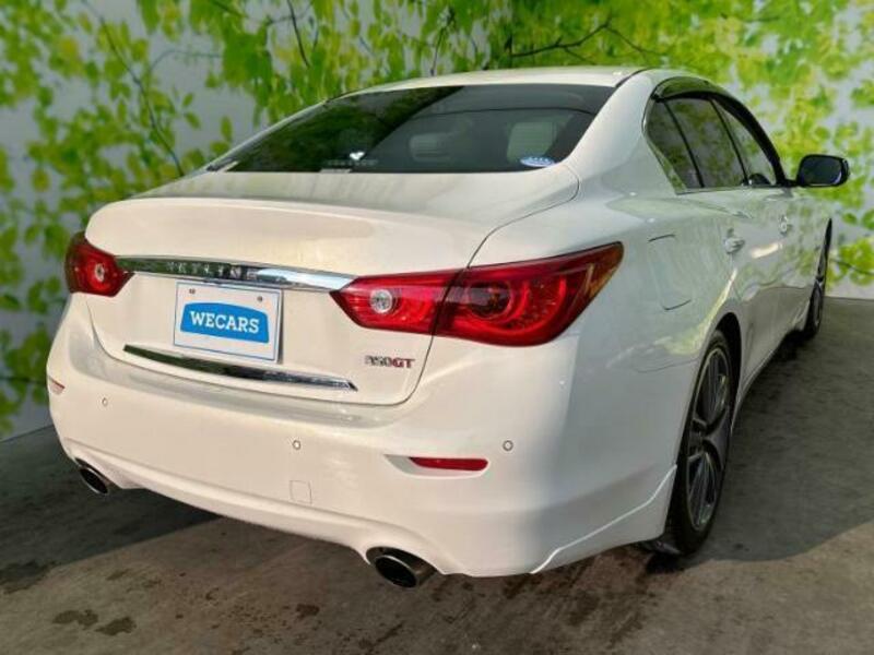 SKYLINE