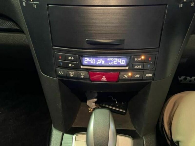 LEGACY B4