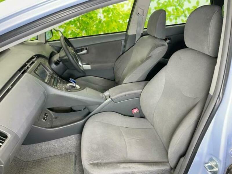 PRIUS-5