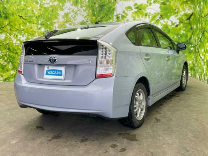 PRIUS-2