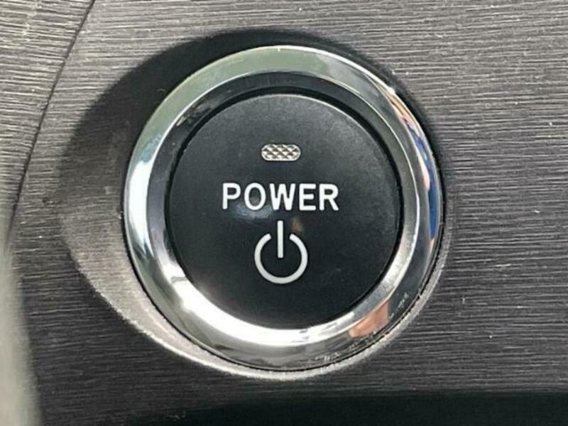 PRIUS-17
