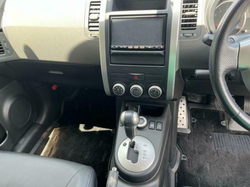 X-TRAIL-4